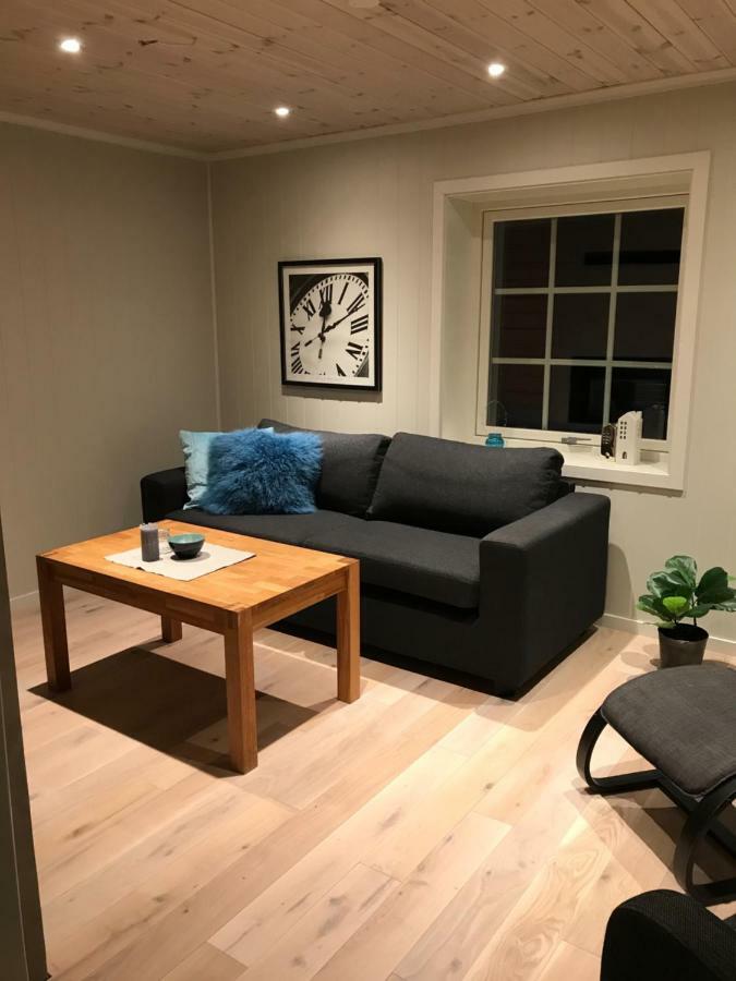Kvaløya Lodge Futrikelv Eksteriør bilde